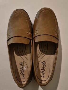 LifeStride Brown Loafers Size 8W NWOT